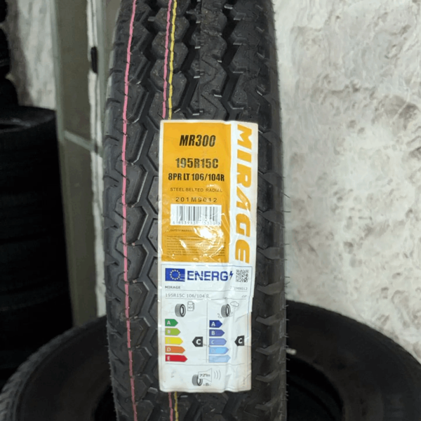 Neumático Mirage MR300 195R15C 8PR 106/104R