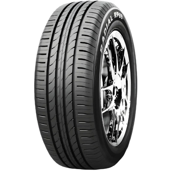 NEUMATICO 215/60R17 96H RISEN RP28